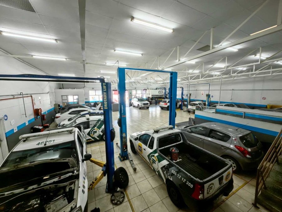 To Let commercial Property for Rent in Wynberg Western Cape